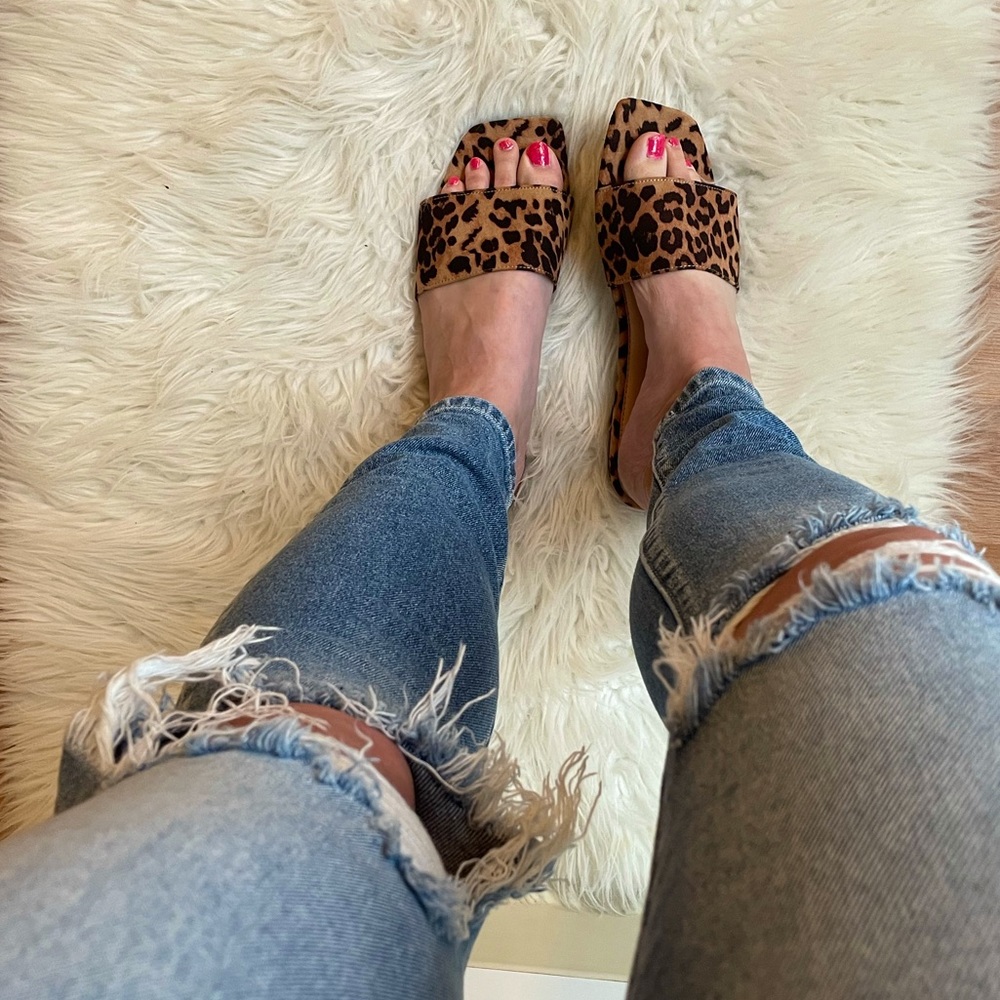 Trendy Square Toe Leopard Print Sandals - Picture 1 of 13